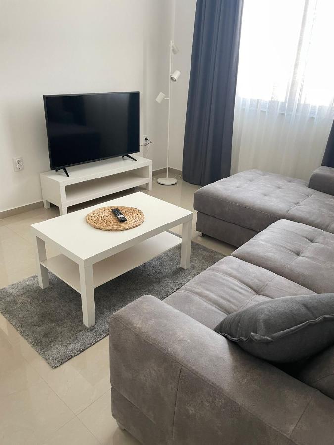 Morpheus Apartmani Сремска Митровица Екстериор снимка