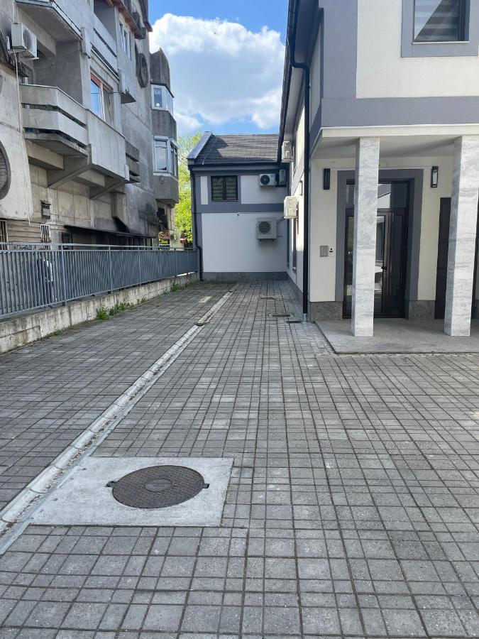 Morpheus Apartmani Сремска Митровица Екстериор снимка