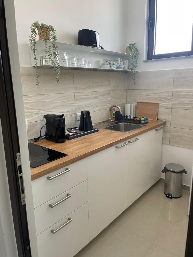 Morpheus Apartmani Сремска Митровица Екстериор снимка