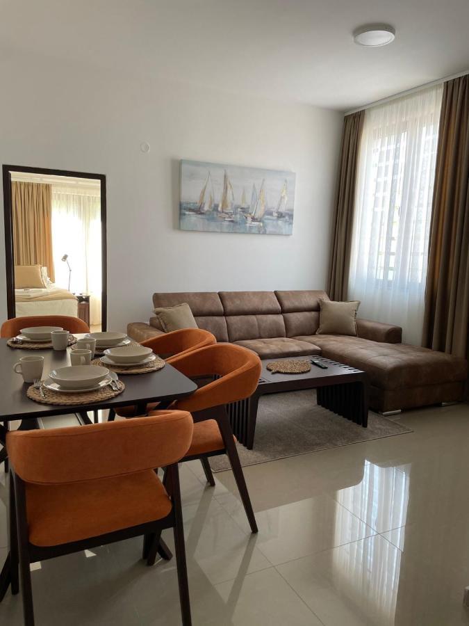 Morpheus Apartmani Сремска Митровица Екстериор снимка