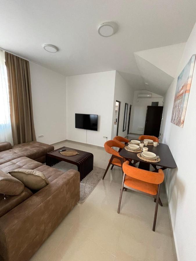 Morpheus Apartmani Сремска Митровица Екстериор снимка